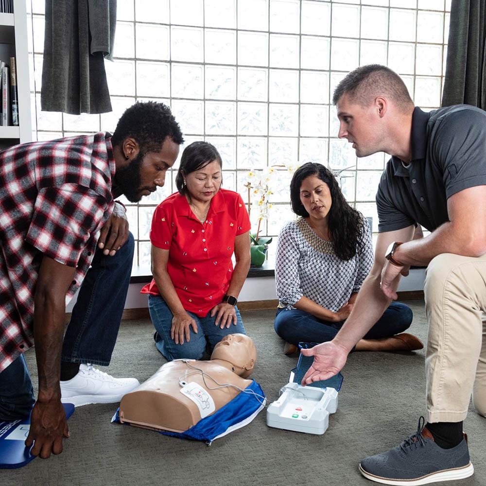 Emergency First Response (EFR) Instructor Course | Orange County Divers