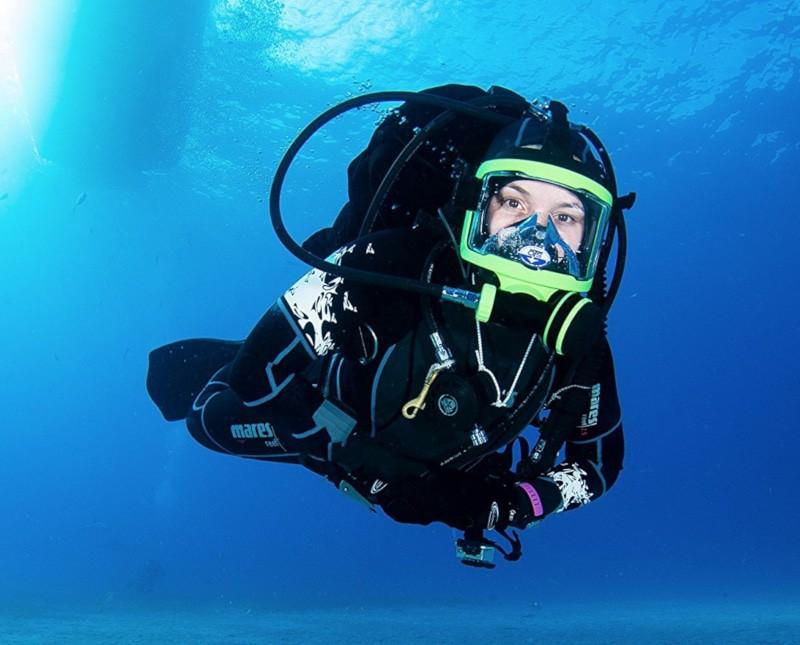 Full Face Mask Diver Specialty Course | Orange County Divers