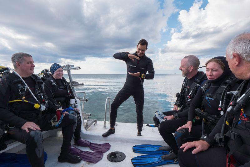 PADI Master Scuba Diver Trainer Prep Course | Orange County Divers
