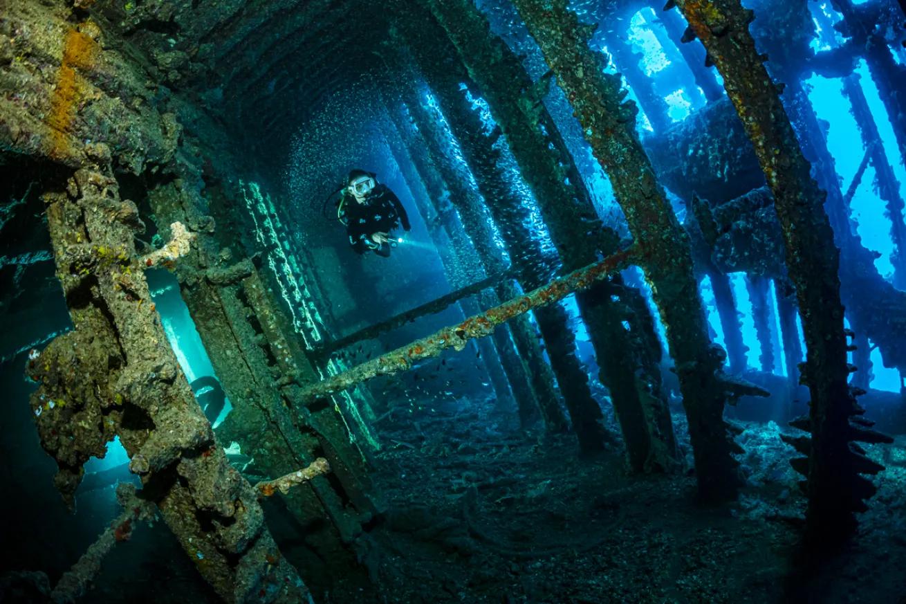 PADI Deep Diver Specialty Course | Orange County Divers