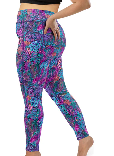 Plus Size Eco-Friendly Coral Kaleidoscope Leggings