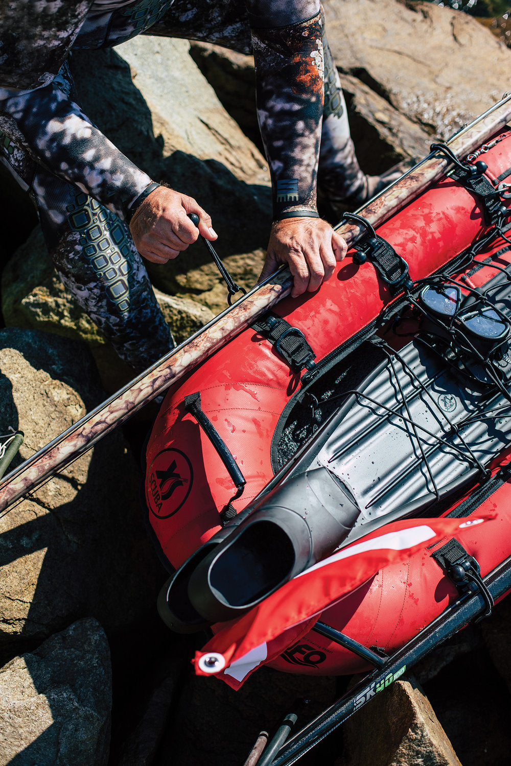 XS Scuba UFO Spearfishing Kit – Multi-Purpose Spearfishing Float & Gear Platform