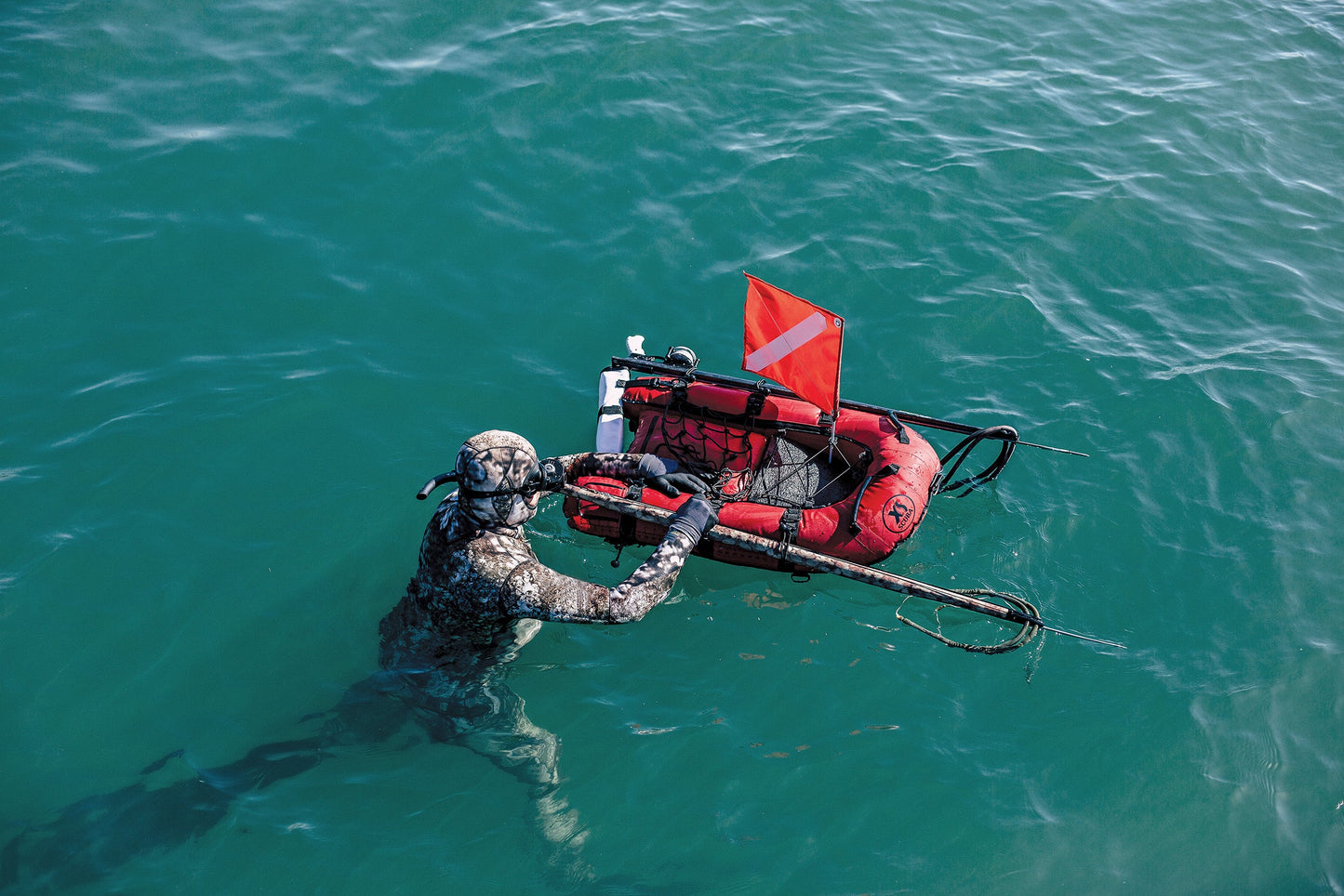 XS Scuba UFO Spearfishing Kit – Multi-Purpose Spearfishing Float & Gear Platform